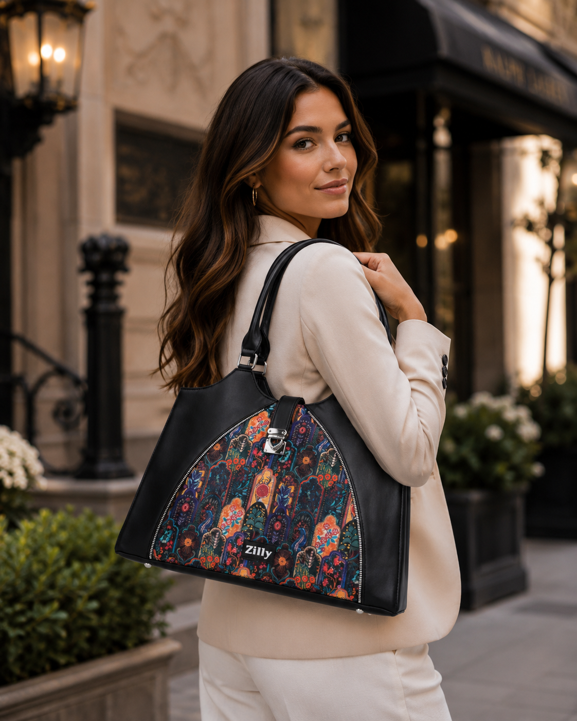 Zilly. Vana Carryall laptop bag - Chithira Maaligai pattern