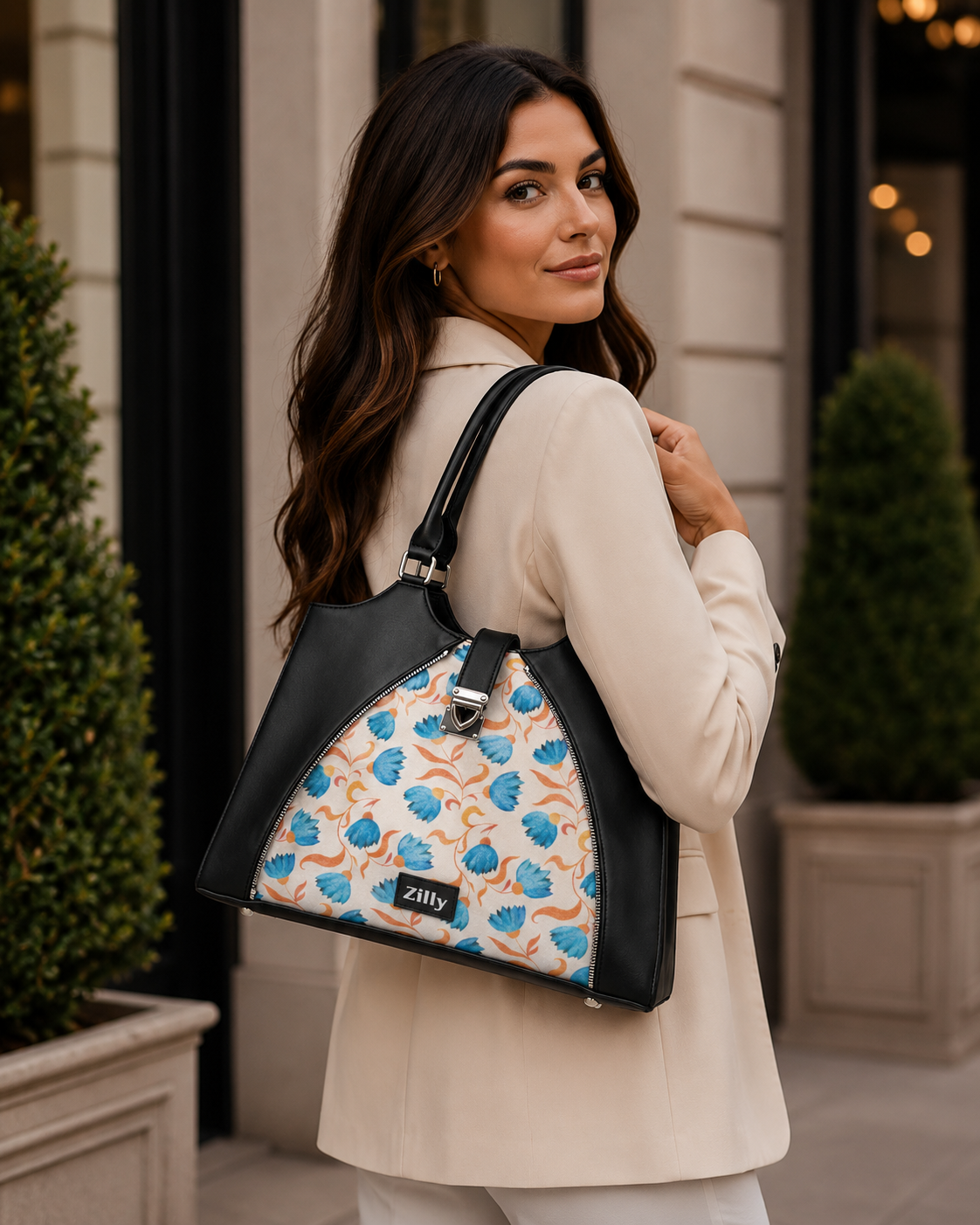 Zilly. Vana Carryall laptop bag - Malar Thendral pattern